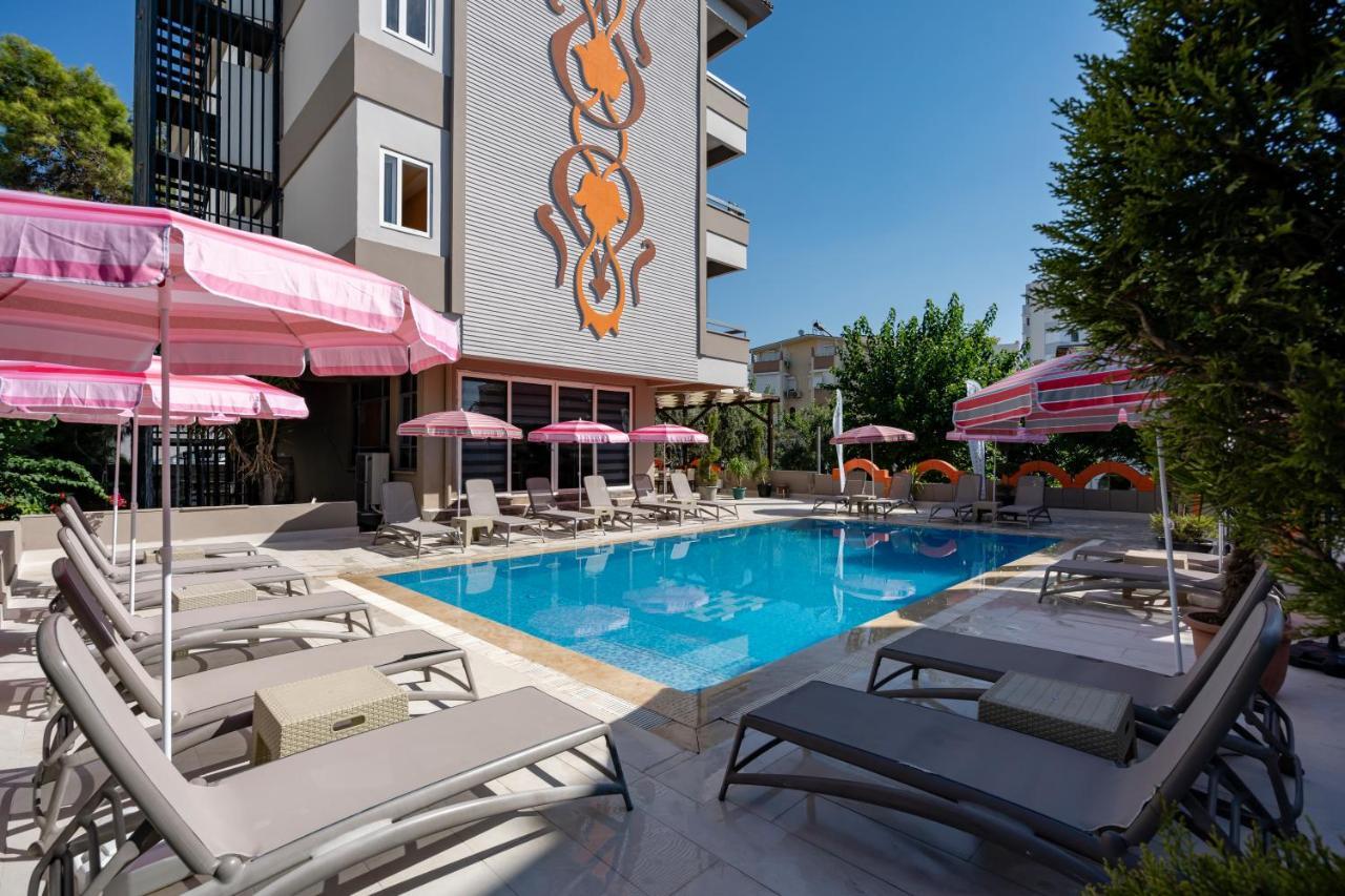 Dionisus Hotel Lara Antalya Bagian luar foto