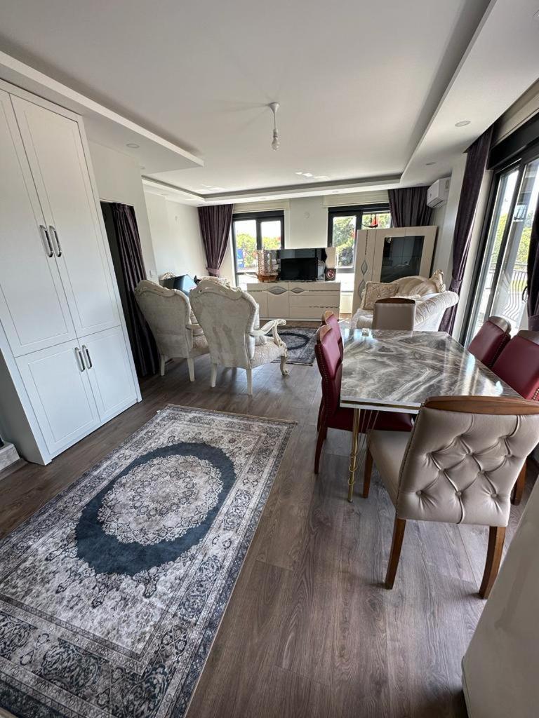 Dionisus Hotel Lara Antalya Bagian luar foto