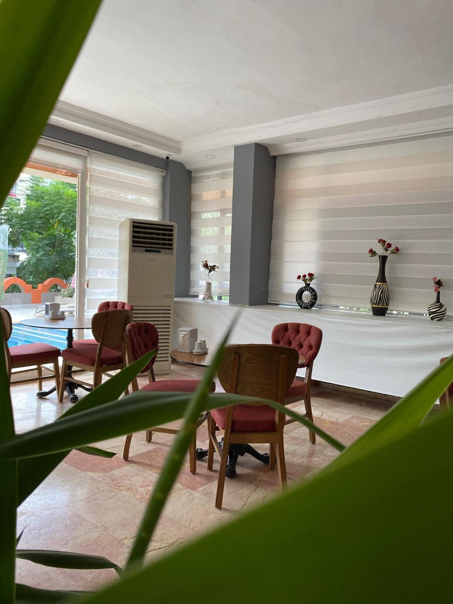 Dionisus Hotel Lara Antalya Bagian luar foto