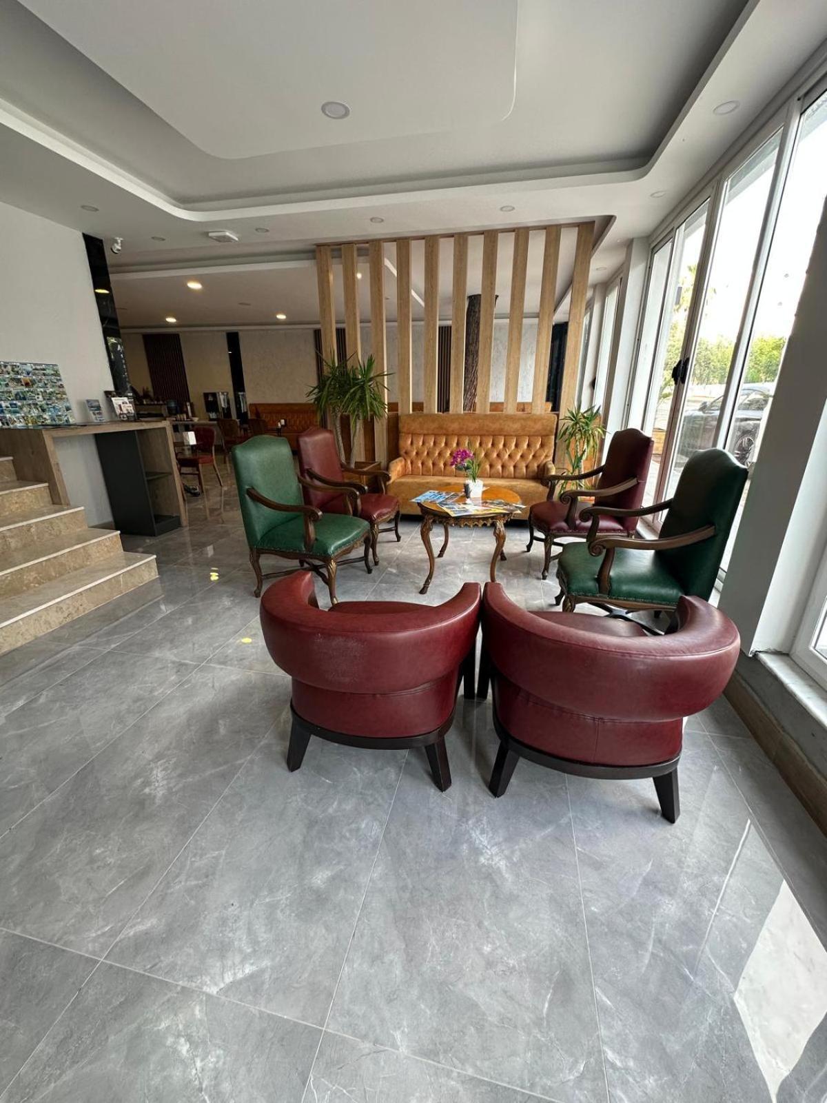 Dionisus Hotel Lara Antalya Bagian luar foto