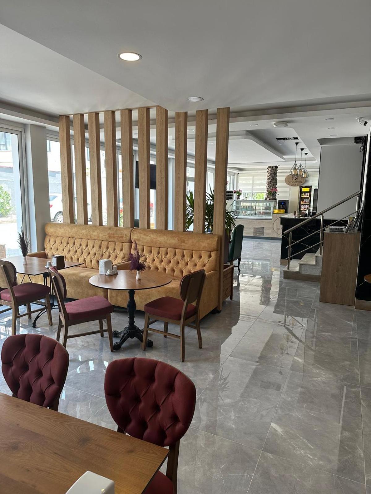 Dionisus Hotel Lara Antalya Bagian luar foto
